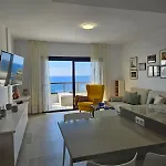 Mit Poolsicht Апартаменты