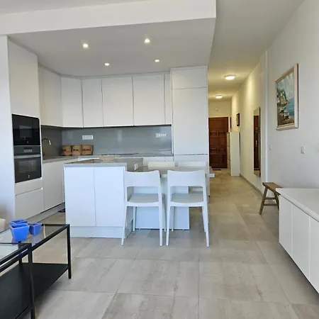 Apartmán Mit Poolsicht *